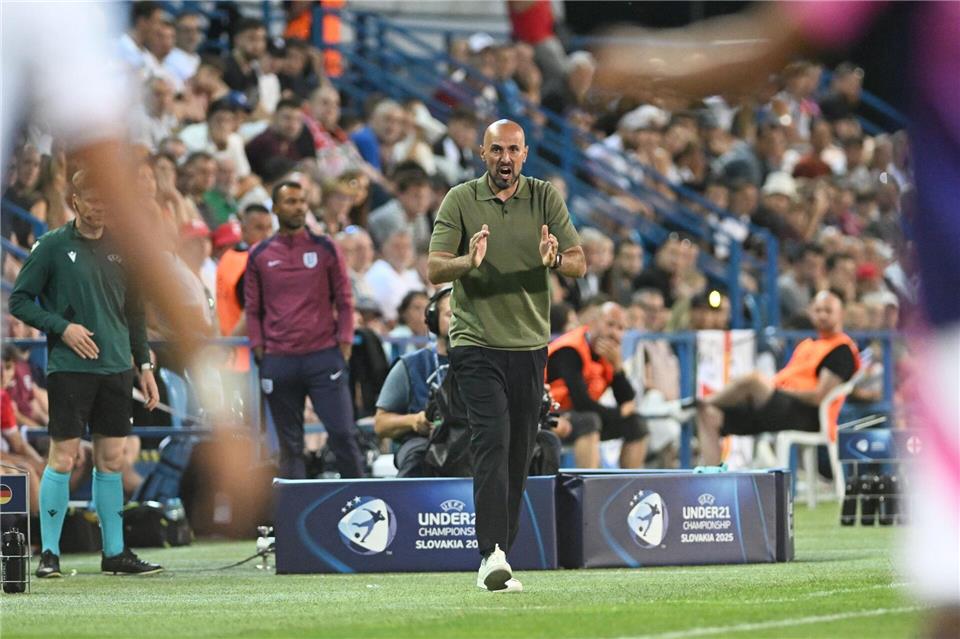 Trainer Antonio Di Salvo freut sich auf ein besonderes Viertelfinale.Luk� Grinaj/TASR/dpa