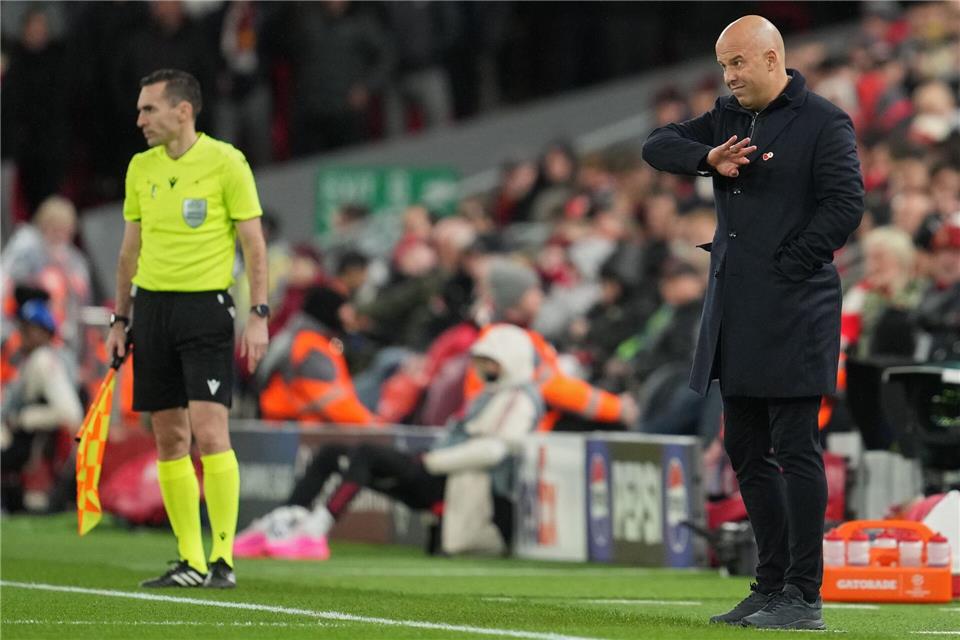 Trainer Arne Slot lobte Wirtz nach dem Spiel.Jon Super/AP/dpa