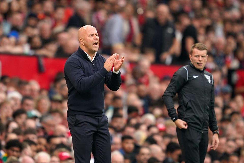 Starker Liverpool-Start: Slot lässt Klopp-Abschied vergessen Trainer Arne Slot steht mit dem FC Liverpool nach sechs Premier-League-Spielen an der Tabellenspitze.Dave Thompson/AP/dpa