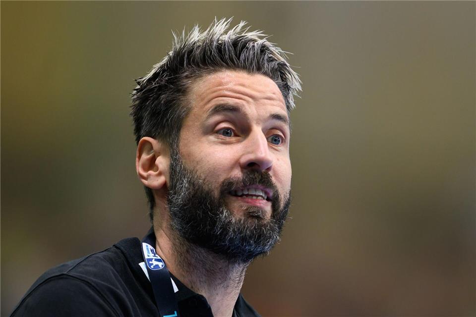 Trainer Bennet Wiegert hofft darauf, dass seine Mannschaft nach der Länderspielpause schnell wieder in den Rhythmus findet. (Archivbild)Hendrik Schmidt/dpa