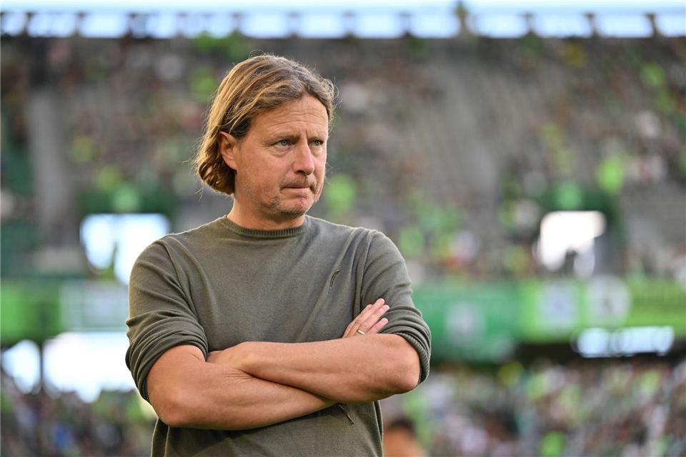 Trainer Bo Henriksen hofft mit dem FSV Mainz 05 in Augsburg auf den ersten Saisonsieg.Swen Pförtner/dpa