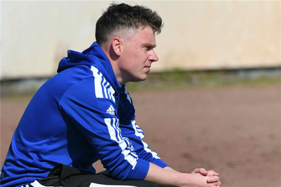 Trainer Daniel Ebbing führt Ramsdorf die Tabelle der Kreisliga A. 