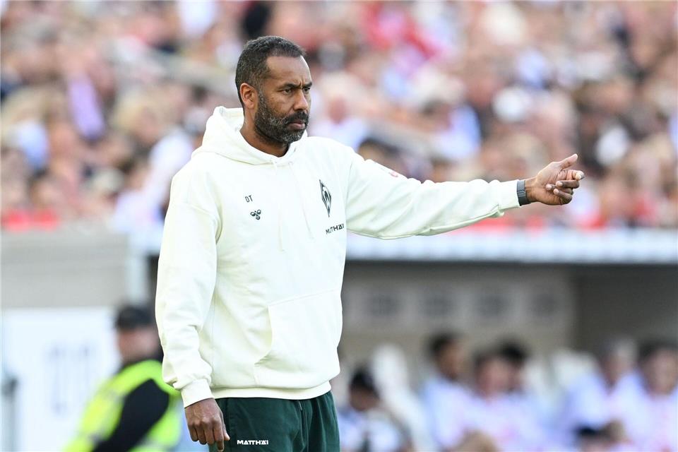 Trainer Daniel Thioune holte mit Werder beim Champions-League-Kandidaten VfB Stuttgart einen Punkt.Bernd Weißbrod/dpa
