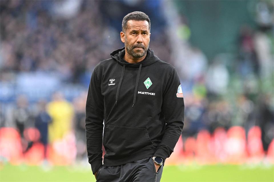 Trainer Daniel Thioune von Werder Bremen. (Archivbild)Carmen Jaspersen/dpa