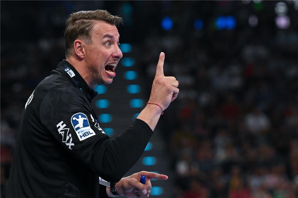 Trainer Filip Jicha und der THW Kiel spielten gegen den HSV Hamburg.Sven Hoppe/dpa