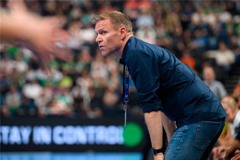 Trainer Jakob Vestergaard und die Ludwigsburger Handballerinnen konnten die Favoritinnen nicht besiegen.Marco Wolf/dpa