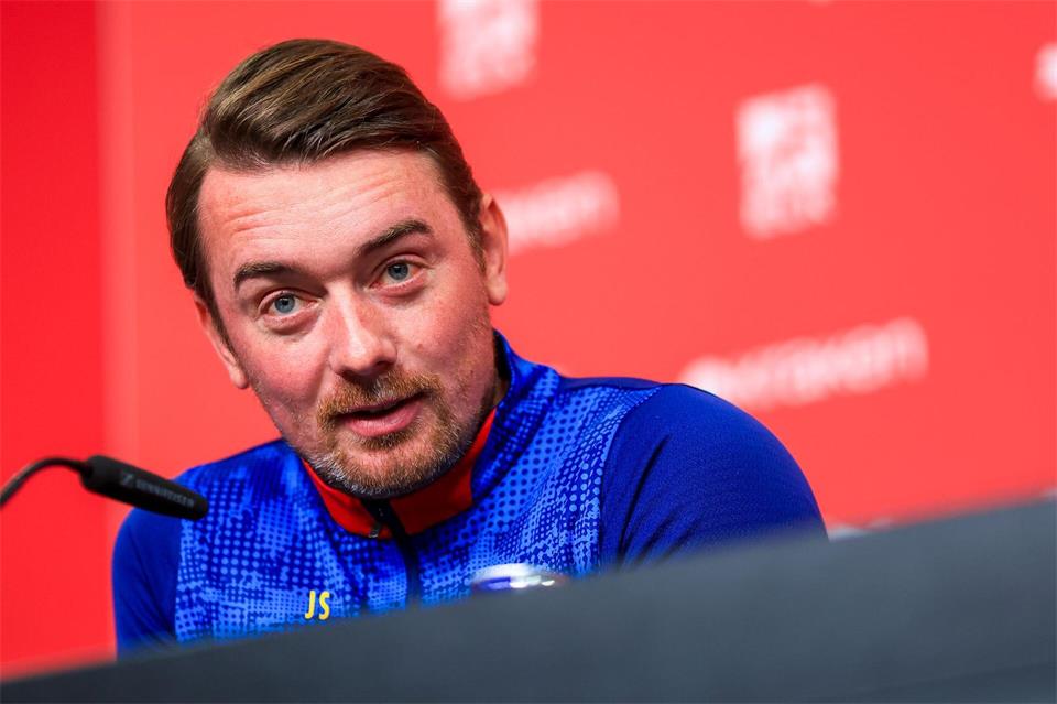 Trainer Jonas Stephan ist mit den RB-Fußballerinnen weiter punktlos. (Archivbild)Jan Woitas/dpa
