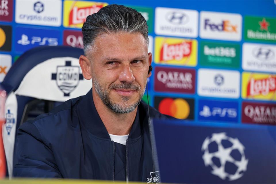 Trainer Martin Demichelis (RB Leipzig) erwartet beim Heimspielauftakt in der Champions League gegen PSV Eindhoven ein anderes Kaliber. Jan Woitas/dpa
