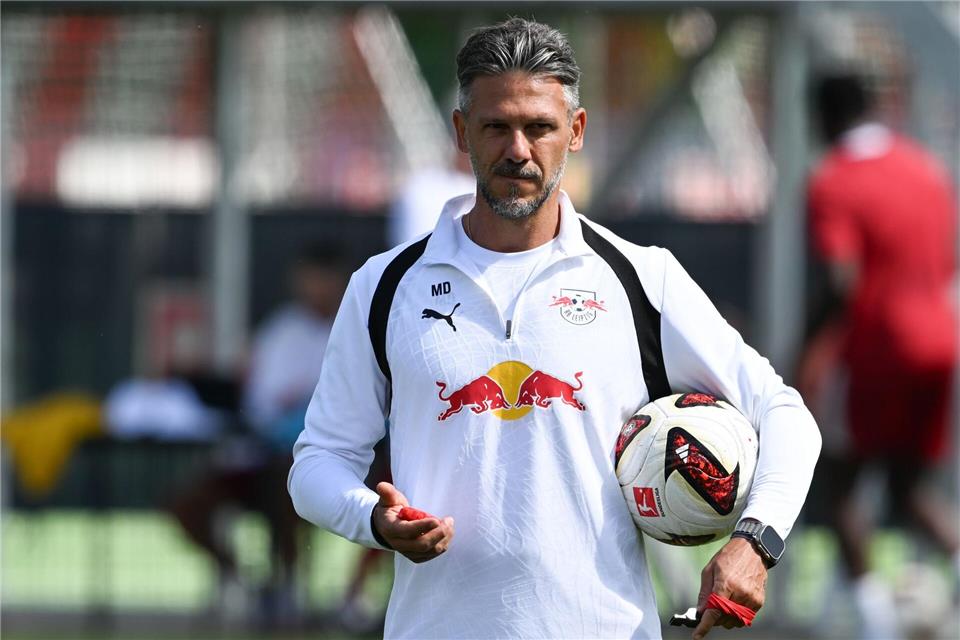 Trainer Martin Demichelis hat noch viel Arbeit mit RB Leipzig bis zum Saisonstart. (Archivbild)Hendrik Schmidt/dpa