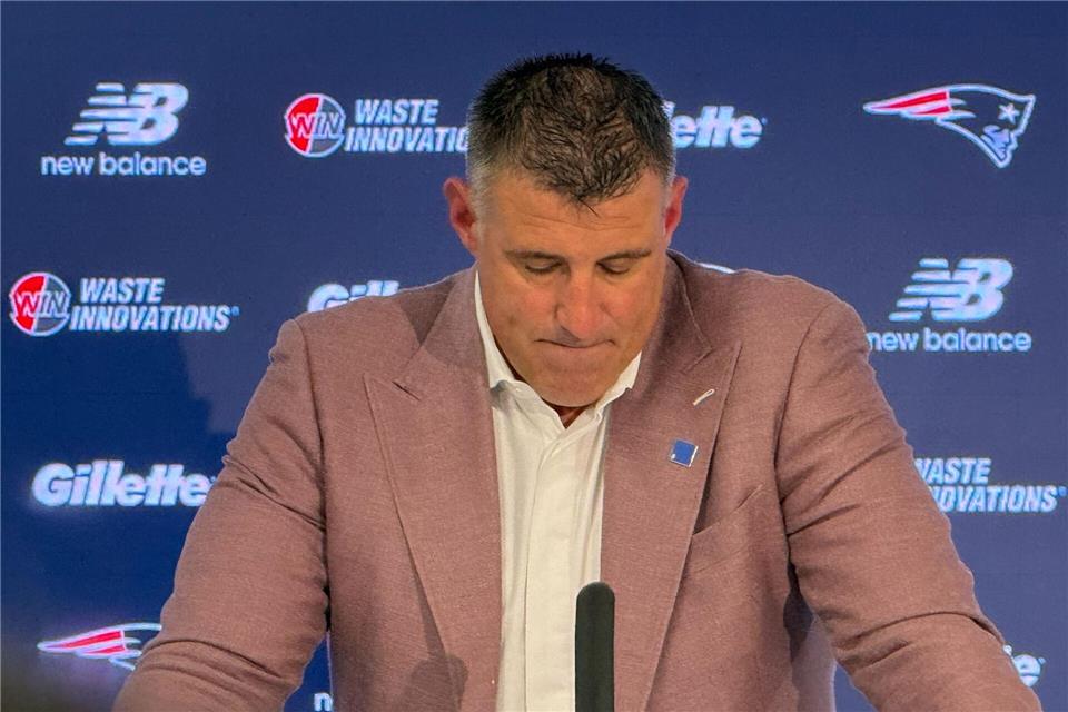 Trainer Mike Vrabel von den New England Patriots nimmt sich eine Auszeit.Kyle Hightower/AP/dpa