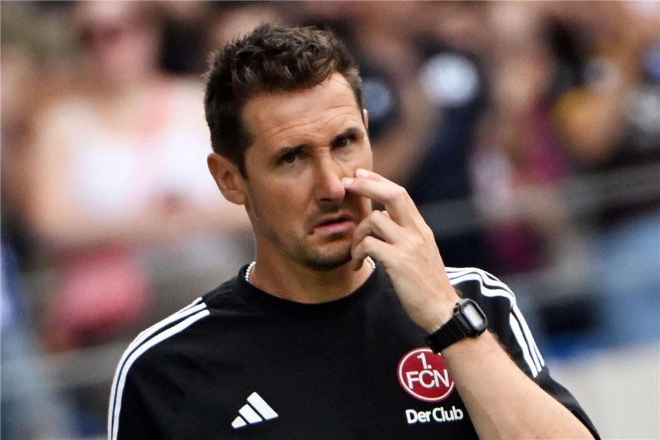 Stürmer Julian Kania verlässt Nürnberg Trainer Miroslav Klose muss künftig auf Julain Kania verzichten.