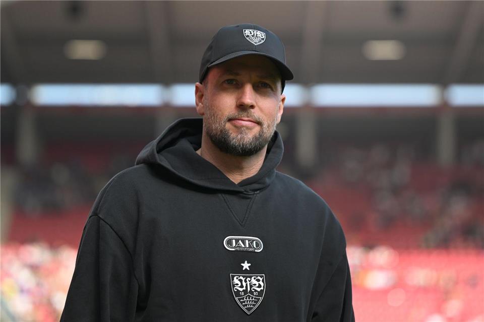 Trainer Sebastian Hoeneß will mit dem VfB im Hinspiel gegen Porto die Grundlage für den angestrebten Viertelfinaleinzug legen. (Archivbild)Torsten Silz/dpa