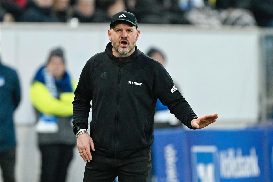 Trainer Steffen Baumgart kehrt mit Union Berlin zu seiner großen Liebe HSV zurück. (Archivbild)Uwe Anspach/dpa