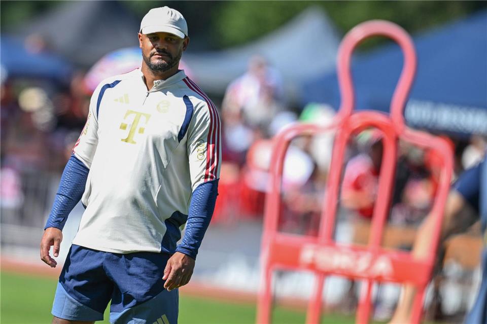 Trainer Vincent Kompany im Trainingslager am Tegernsee.Angelika Warmuth/dpa