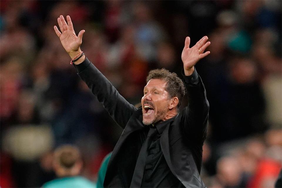 Trainiert Atlético Madrid schon seit fast 15 Jahren: Diego Simeone. (Archivbild)Dave Thompson/AP/dpa