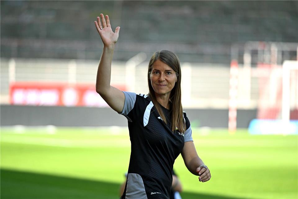 Trainiert die Union-Frauen seit dieser Saison: Marie-Louise Eta.Elisa Schu/dpa