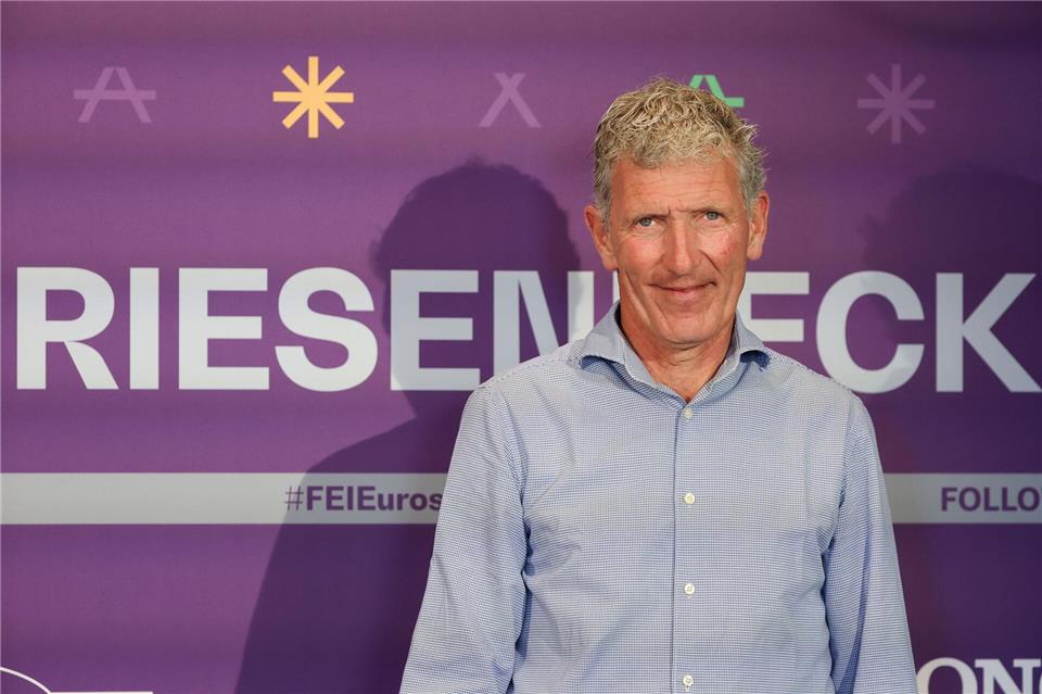 Trauert um eines seiner erfolgreichsten Springpferde: Ludger Beerbaum. (Archivbild)Friso Gentsch/dpa