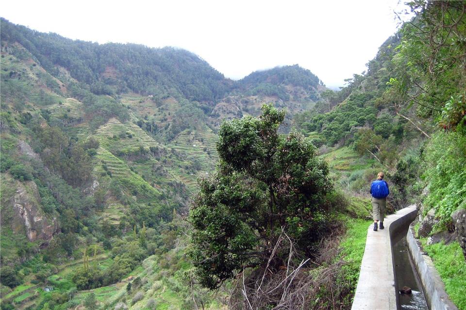 Traumkulisse mit Timeslot: Für viele Wanderstrecken auf Madeira ist eine Online-Reservierung Pflicht.Martin Oversohl/dpa-tmn