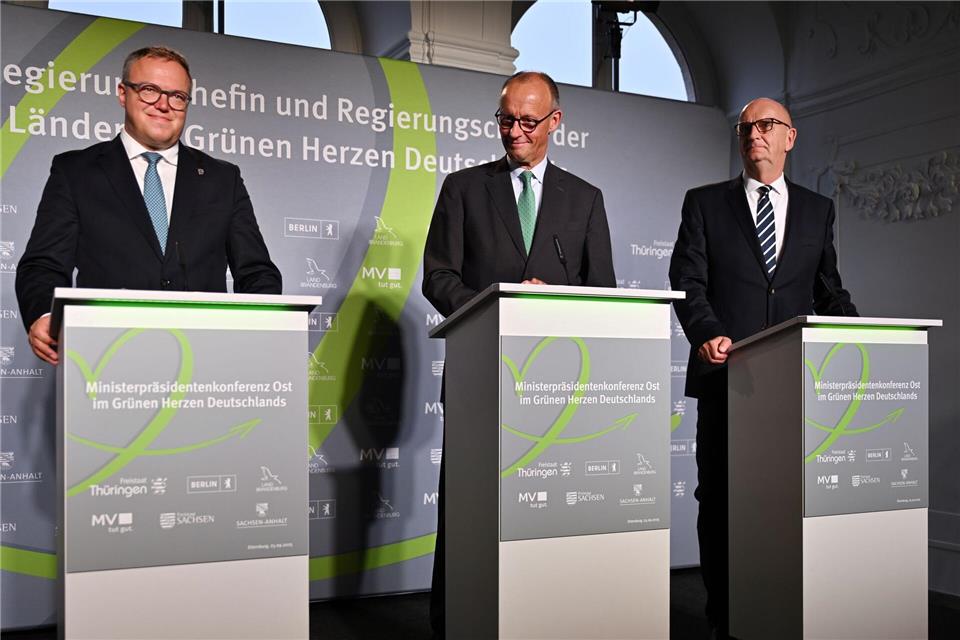 Treffen der ostdeutschen Ministerpräsidenten mit Bundeskanzler Friedrich Merz (CDU)Martin Schutt/dpa