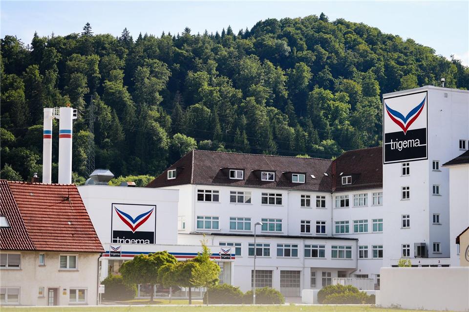 Trigema hat seinen Hauptsitz in Burladingen auf der Schwäbischen Alb. (Archivbild)Christoph Schmidt/dpa