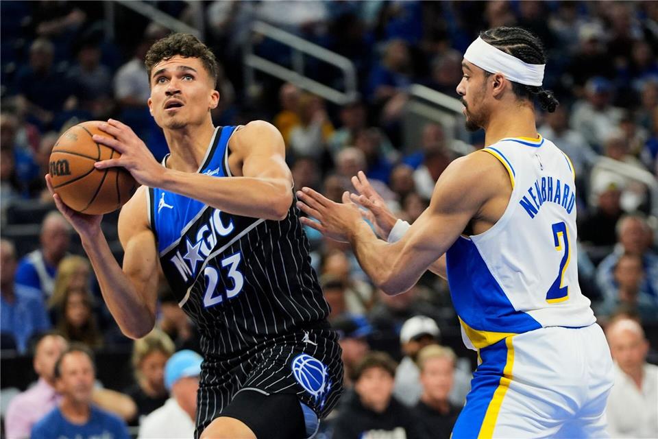 Tristan da Silva (links) verlor mit den Orlando Magic überraschend gegen Indiana.John Raoux/AP/dpa