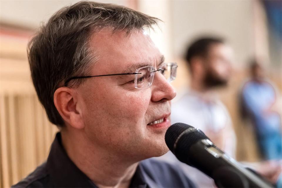Trotz des Kriegs: Der BSW-Politiker Sven Hornauf setzt sich dafür ein, dass Städtepartnerschaften mit Russland und Belarus wieder gepflegt werden. (Archivbild)Frank Hammerschmidt/dpa