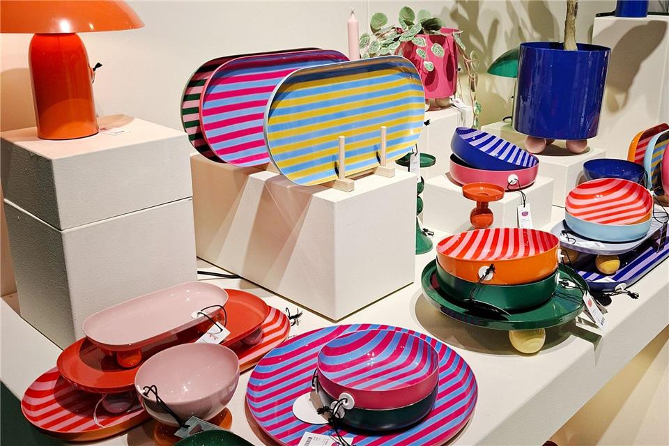 Trübe Stimmung beim Tischgespräch? Vielleicht helfen die angesagten Knallfarben dem einen oder anderen beim Aufhellen der Laune.Jessica Kliem/dpa-tmn