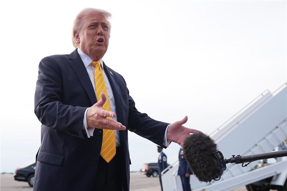 Trump bekräftigt: Die Truppenstärke in Deutschland soll deutlich reduziert werden. Matt Rourke/AP/dpa
