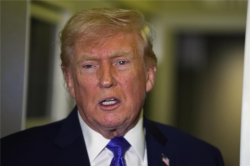 Trump nannte Berichte über angebliche Warnungen seines Generalstabchefs falsch. (Archivbild).Matt Rourke/AP/dpa