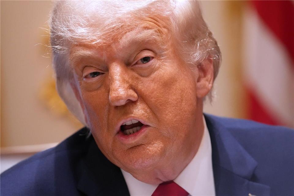Trump spricht über den aktuellen Stand der Verhandlungen zum Iran-Krieg. Jacquelyn Martin/AP/dpa