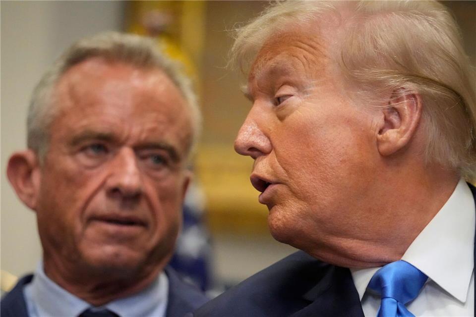 Trump und sein Gesundheitsminister nehmen Autismus in den Fokus. Mark Schiefelbein/AP/dpa