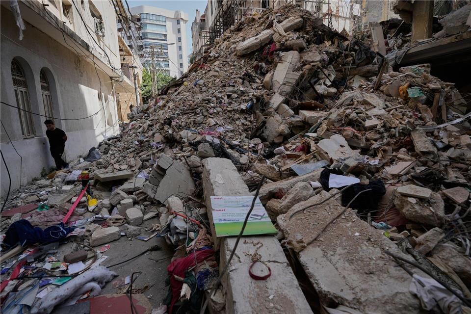 Trump verkündet eine Verlängerung der Waffenruhe zwischen Israel und Libanon um drei Wochen. (Archivbild)Hussein Malla/AP/dpa