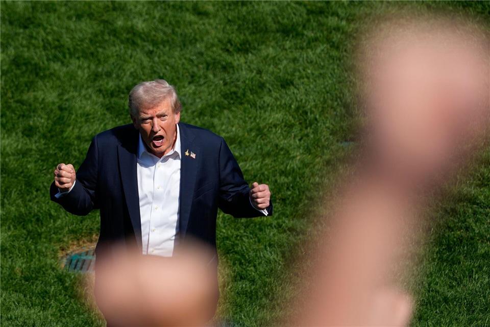 Trump will das militärische Eingreifen in US-Städten ausweiten - Demokraten kritisieren das. Alex Brandon/AP/dpa