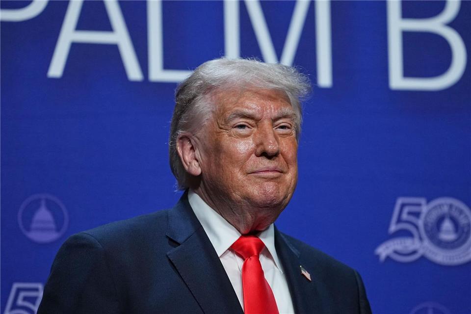 Trump will die Zölle auf europäische Fahrzeuge deutlich erhöhen. Matt Rourke/AP/dpa