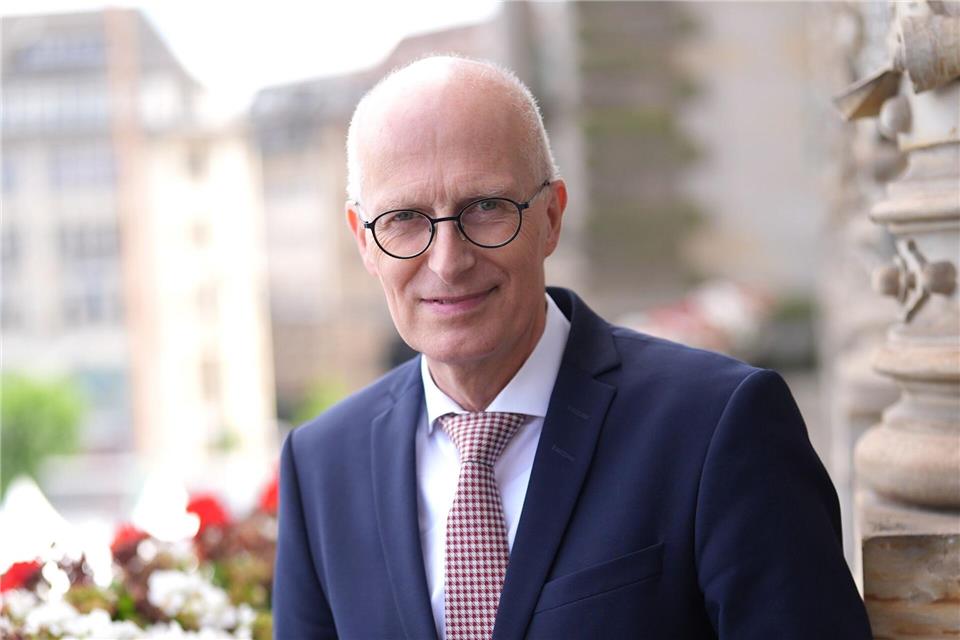 Tschentscher ist gegen die Senkung der Körperschaftsteuer und für eine Digitalabgabe für Tech-Konzerne. (Archivbild)Marcus Brandt/dpa