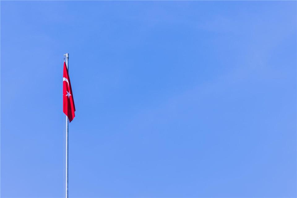 Türkische Flagge (Archivbild)Rolf Vennenbernd/dpa
