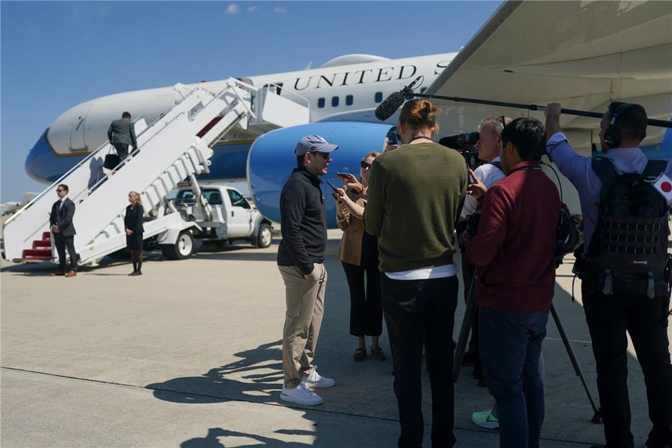 US-Außenminister Rubio will mit Israel unter anderem über die Folgen des Luftangriffs in Katar reden.  Nathan Howard/POOL REUTERS/AP/dpa
