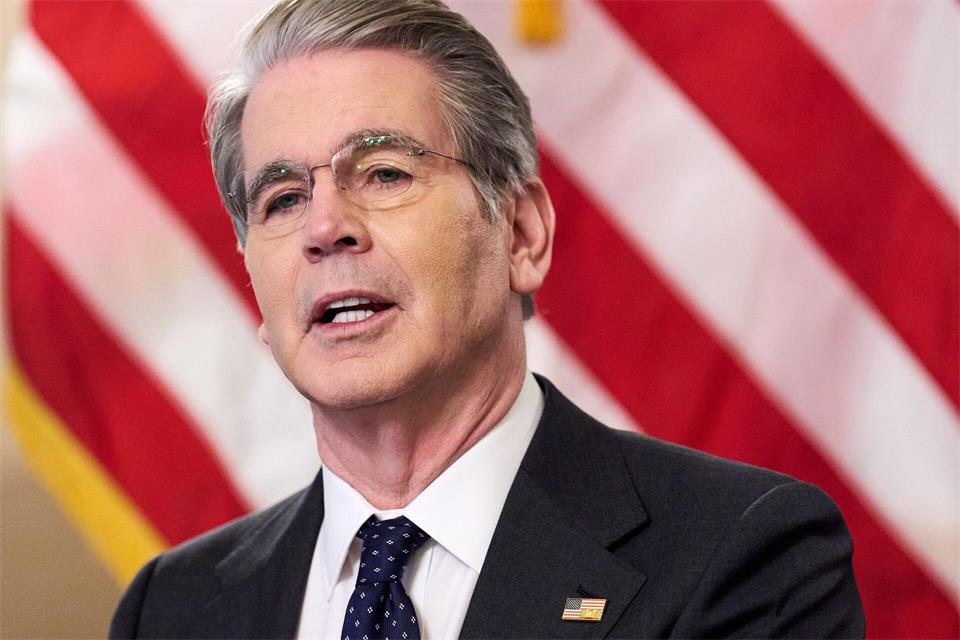 US-Finanzminister Bessent will heute die angekündigten verschärften Sanktionen gegen den Iran erläutern. (Archivbild) Jacquelyn Martin/AP/dpa