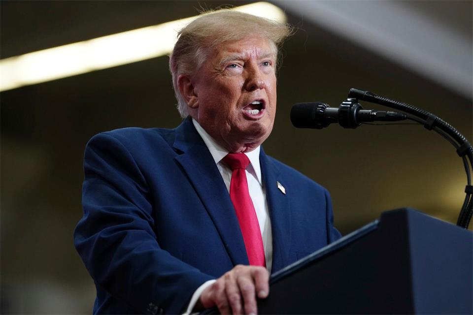 US-Präsident Donald Trump befindet sich gerade im Wahlkampf-Endspurt vor den Midterms. (Archivbild)Julia Demaree Nikhinson/AP/dpa