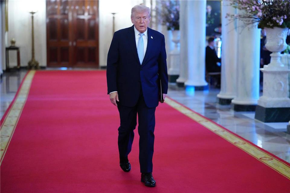 US-Präsident Donald Trump hat ein Ultimatum an den Iran verlängert.Julia Demaree Nikhinson/AP/dpa