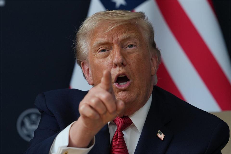 US-Präsident Donald Trump will Grönland unter die Kontrolle der Vereinigten Staaten bringen. (Archivbild)Julia Demaree Nikhinson/AP/dpa