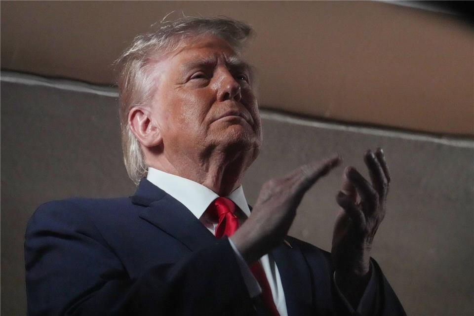 US-Präsident Trump feiert an diesem Sonntag seinen 80. Geburtstag. (Archivbild)Mark Schiefelbein/AP/dpa