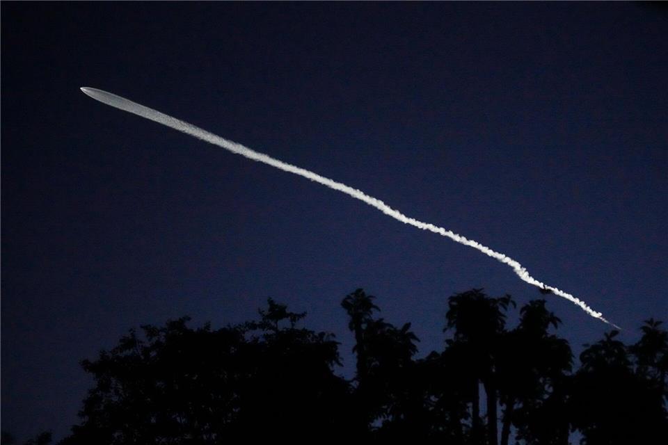 US-Präsident Trump will bürokratische Hürden für die heimische Raumfahrtindustrie aus dem Weg räumen. (Archivbild)Damian Dovarganes/AP/dpa