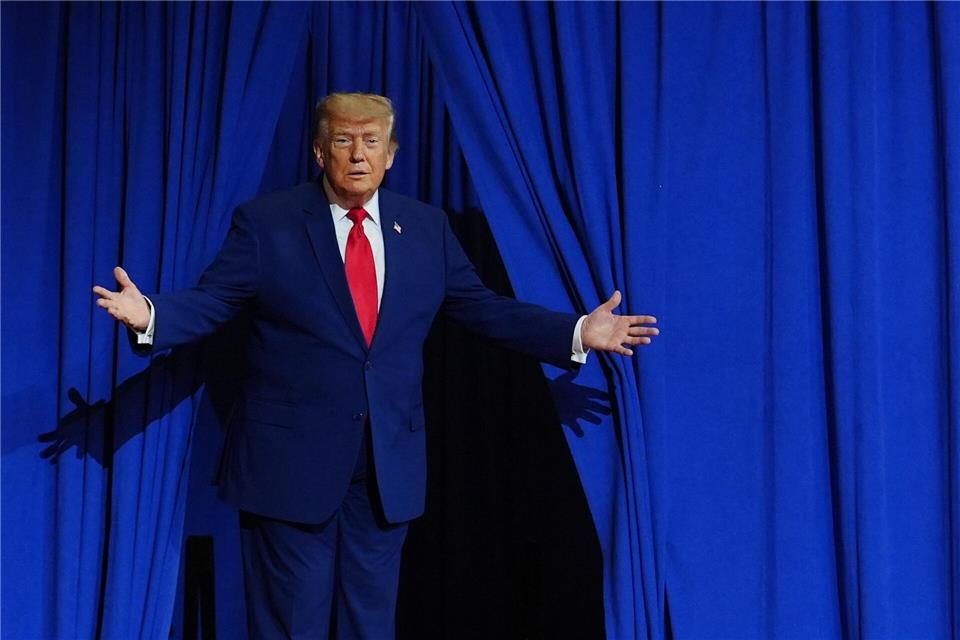 US-Präsident hat eine neue rechtliche Basis für Zölle gefunden.Julia Demaree Nikhinson/AP/dpa