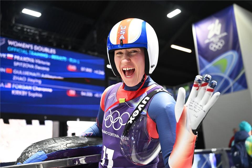 US-Rodlerin Sophia Kirkby schaltet nach dem Ende ihrer Wettkämpfe nun in den Flirt-Modus. (Archivfoto)Robert Michael/dpa