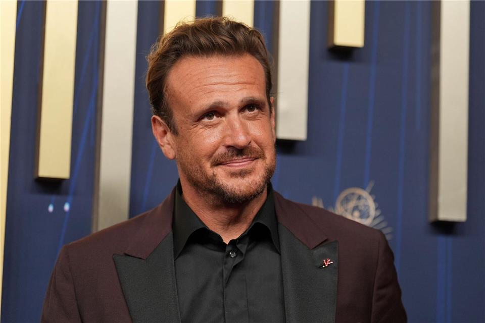US-Schauspieler Jason Segel („How I Met Your Mother“) schwärmt von Kayla Radomski. (Archivbild)Jae C. Hong/Invision/AP/dpa
