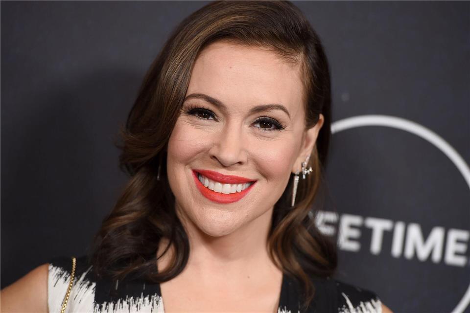 US-Schauspielerin Alyssa Milano ließ ihre Brustimplantate entfernen. (Archivbild)Jordan Strauss/Invision/AP/dpa