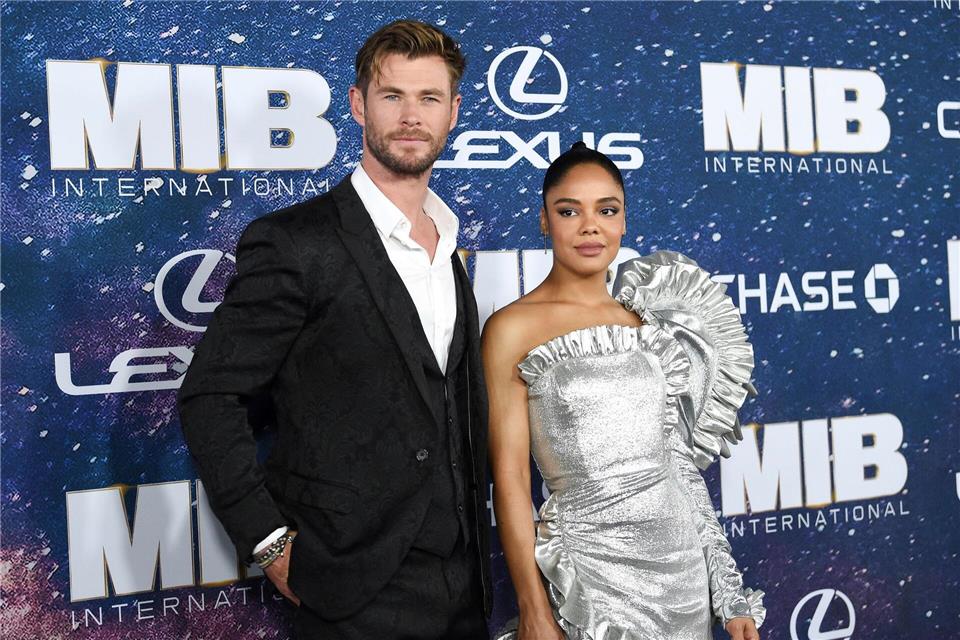 US-Schauspielerin Tessa Thompson lobt die kindliche Herangehensweise ihres „Thor“-Kollegen Chris Hemsworth und des Regisseurs Taika Waititi. (Archivbild)Evan Agostini/Invision/AP/dpa
