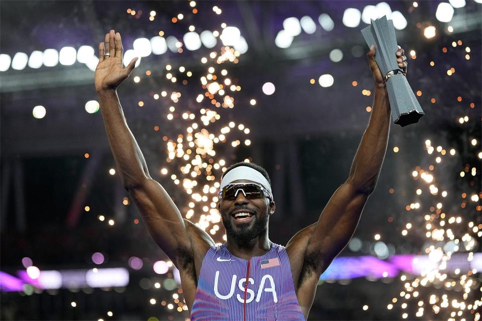 US-Sprinter Kenneth Bednarek siegte über die 100 Meter. Matthias Schrader/AP/dpa