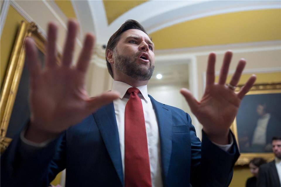 US-Vizepräsident Vance sieht die Waffenruhe trotz erneuter Gewalt nicht gefährdet. J. Scott Applewhite/AP/dpa